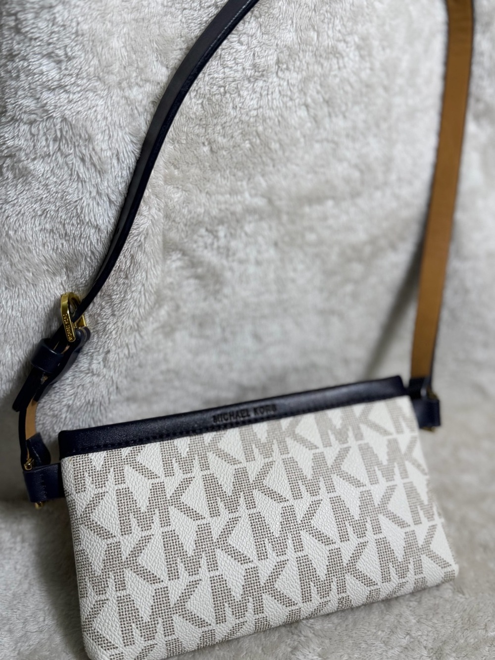 Michael Kors Jet Set Vanilla MK Signature Fanny Pack Bag  Blue Leather T 551749C